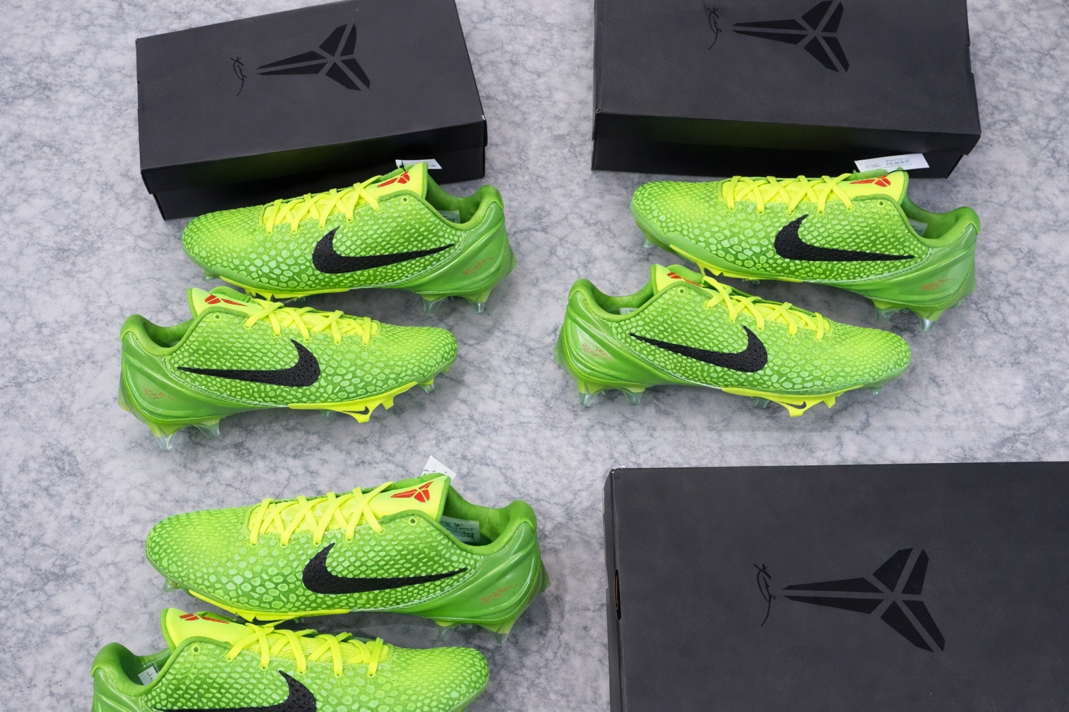 AA Kobe grinch callab